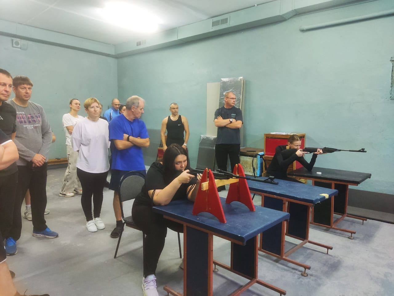 Золотые знаки ГТО: Сотрудники Межмуниципального отдела МВД России «Березовский» не остались в стороне и выполнили нормативы Всероссийского физкультурно-спортивного комплекса «Готов к труду и обороне»