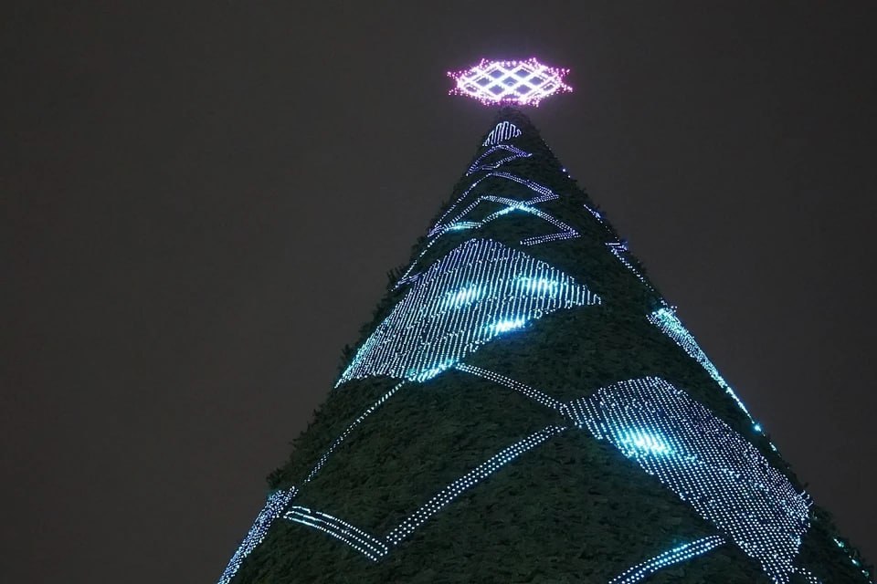 Главную елку Красноярска откроют 26 декабря