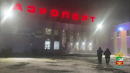 Более 700 человек не могут вылететь из Норильска из-за бушующей метели