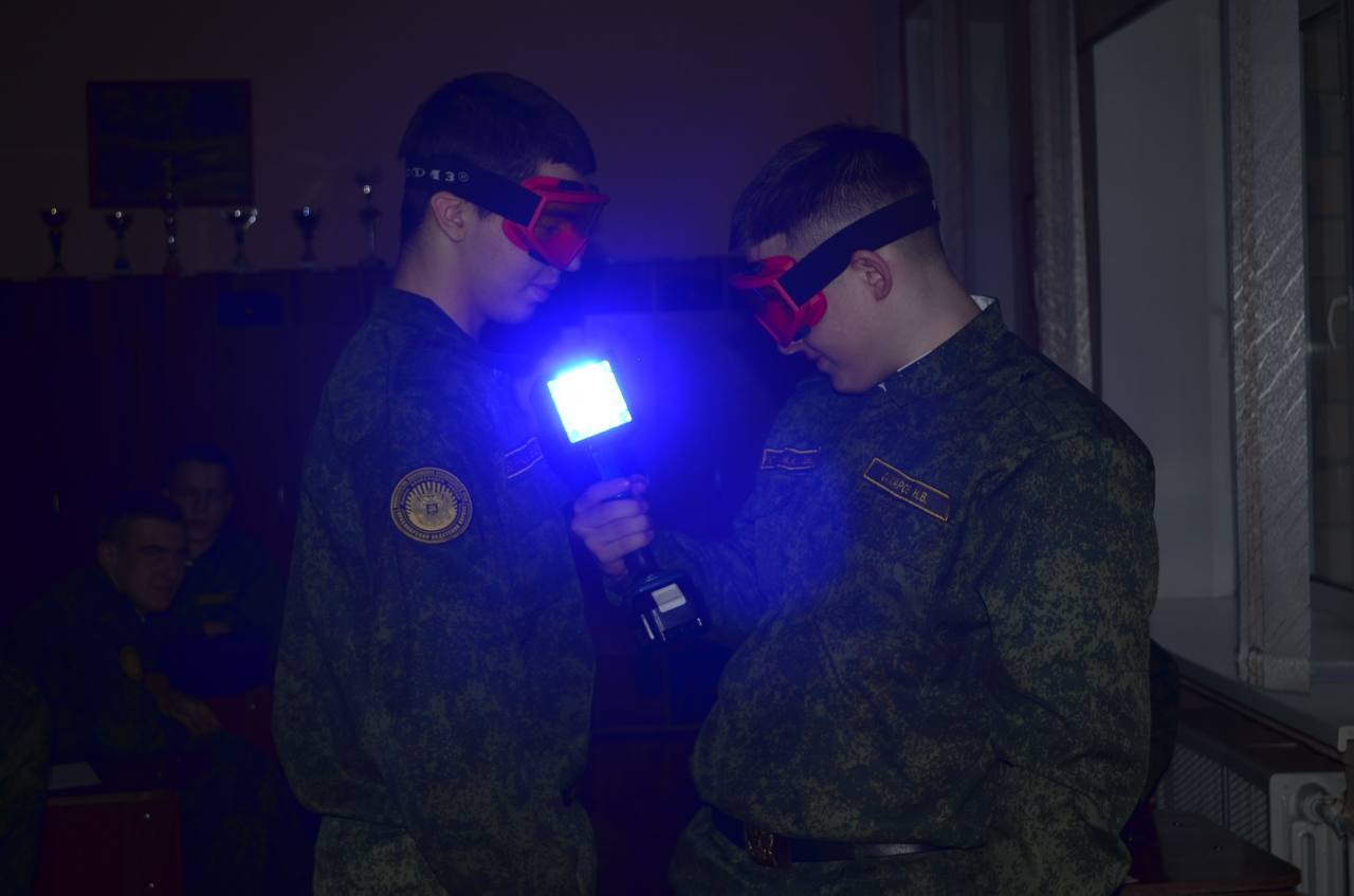 Сотрудники ГСУ провели учебно-практическое занятие для учащихся профильного кадетского класса СК России Сотрудники ГСУ провели учебно-практическое занятие для учащихся профильного кадетского класса СК России