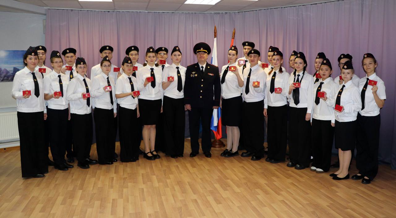 Торжественная клятва: будущие стражи порядка Заполярья вступили в ряды