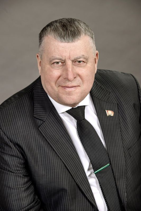 Депутат Законодательного Собрания Евгений Гарин отмечает день рождения