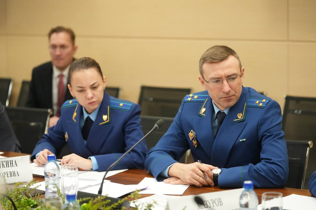 «Хватит наступать на одни и те же грабли»: прокурор края заслушал доклады о проблемах и рисках при реализации национальных проектов «Хватит наступать на одни и те же грабли»: прокурор края заслушал доклады о проблемах и рисках при реализации национальных проектов