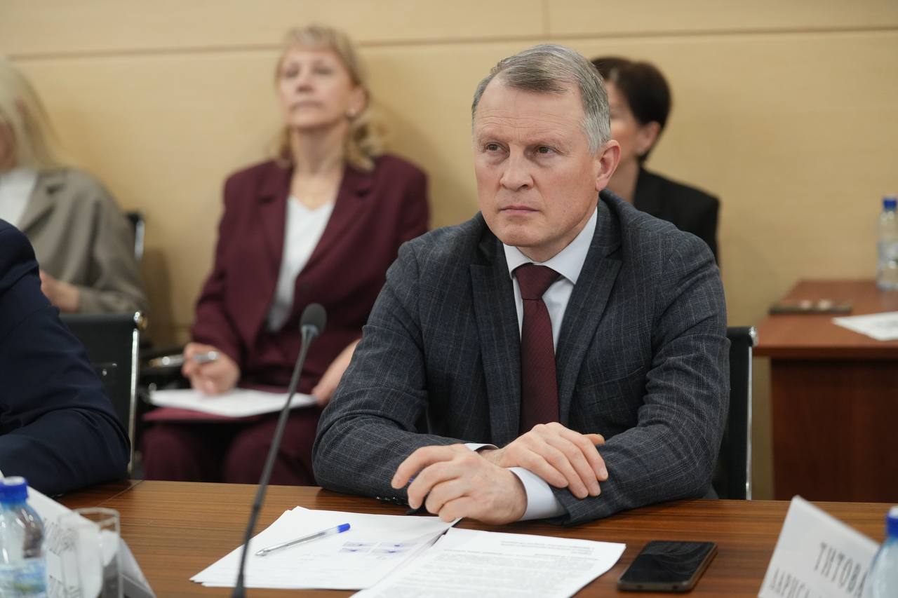 «Хватит наступать на одни и те же грабли»: в прокуратуре края обсудили проблемы и риски при реализации национальных проектов «Хватит наступать на одни и те же грабли»: в прокуратуре края обсудили проблемы и риски при реализации национальных проектов