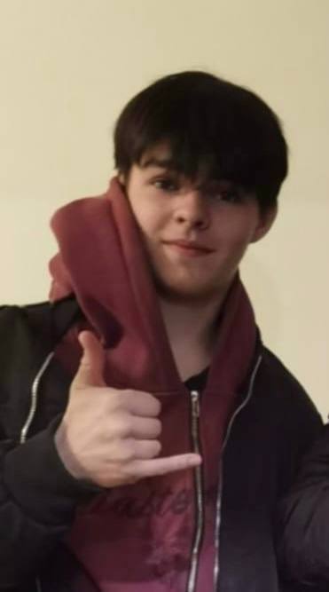 Сотрудники полиции устанавливают местонахождение 15-летнего подростка, пропавшего в Железнодорожном районе Красноярска