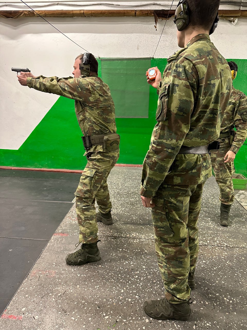 Сотрудники ОСН «Ермак» ГУФСИН стали бронзовыми призерами соревнований по стрельбе среди спецподразделений Сотрудники ОСН «Ермак» ГУФСИН стали бронзовыми призерами соревнований по стрельбе среди спецподразделений