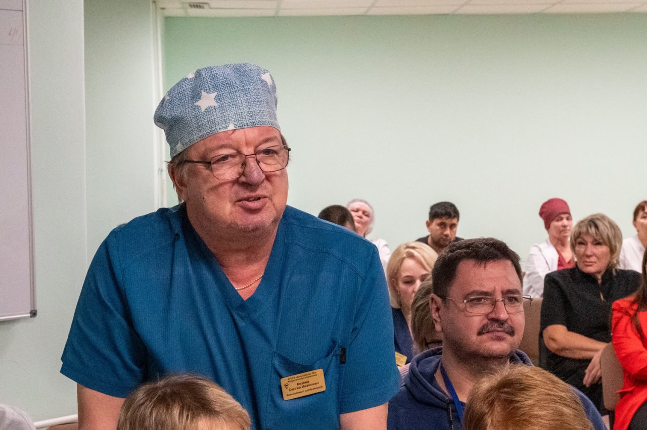 Замминистра здравоохранения края Алексей Коноваленко посетил Канскую межрайонную и Богучанскую районную больницы Замминистра здравоохранения края Алексей Коноваленко посетил Канскую межрайонную и Богучанскую районную больницы