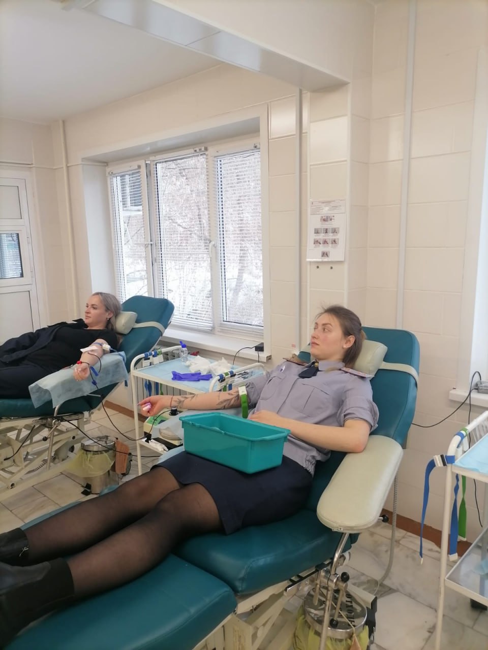 Сотрудники СИЗО-3 присоединились к акции по сдаче крови Сотрудники СИЗО-3 присоединились к акции по сдаче крови