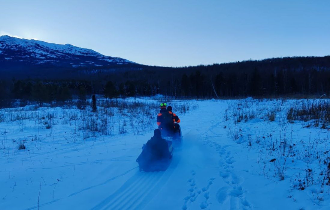 Спасатели приостановили поиски семьи Усольцевых