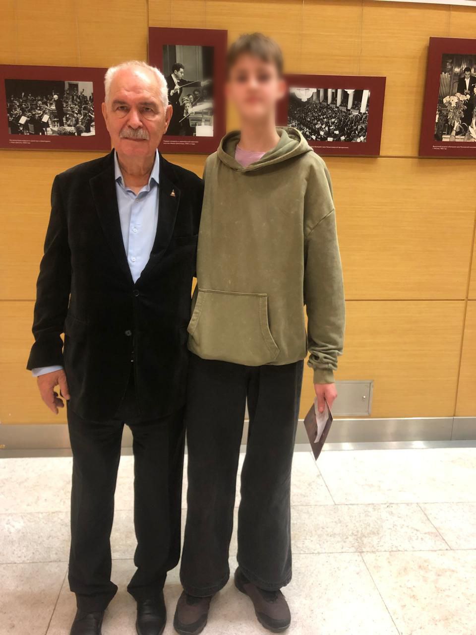 Несовершеннолетние осужденные к наказаниям без изоляции от общества, состоящие на учете в УИИ ГУФСИН, посетили премьеру спектакля «Миссия особого назначения» в г. Красноярске Несовершеннолетние осужденные к наказаниям без изоляции от общества, состоящие на учете в УИИ ГУФСИН, посетили премьеру спектакля «Миссия особого назначения» в г. Красноярске