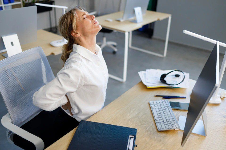 Рецепт от "офисной болезни" или способ избавления от боли в пояснице и тумана в голове