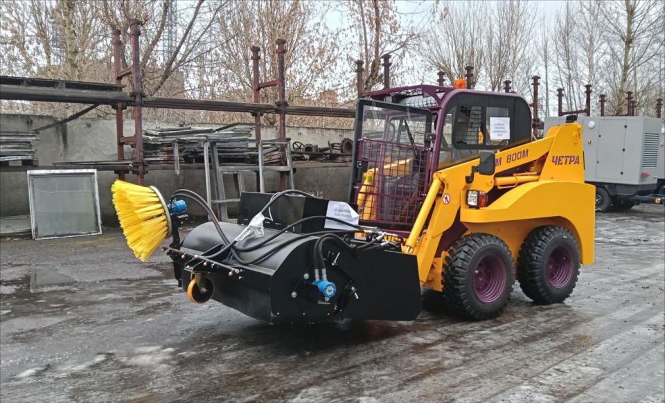 Началась передача техники муниципалитетам, победившим в краевом конкурсе за качественное содержание общественных пространств