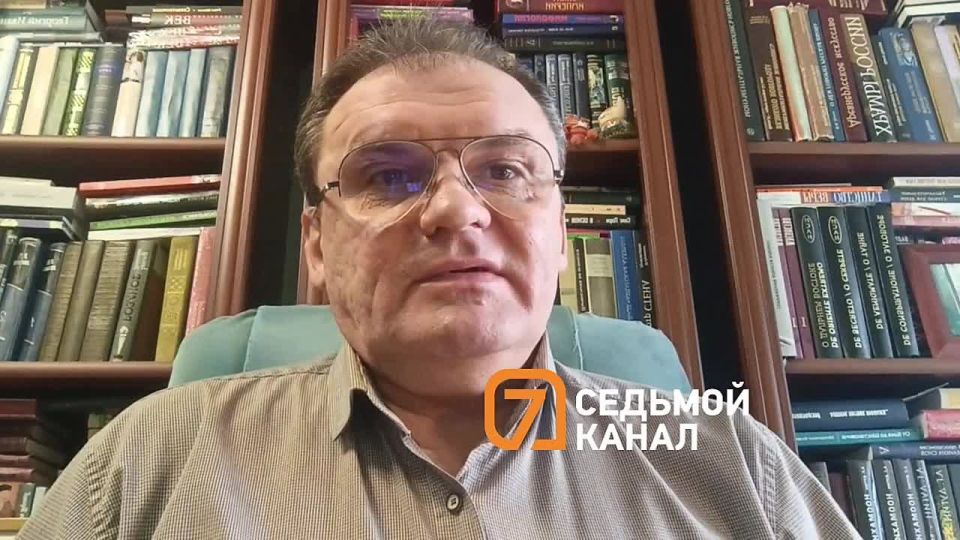 Вполне возможно, что конкурировать с такой сильной фигурой никто не возьмется