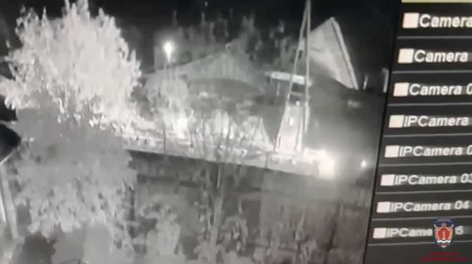 Самосвал протаранил легковушку в Иланском и укатился в кювет вместе с ней