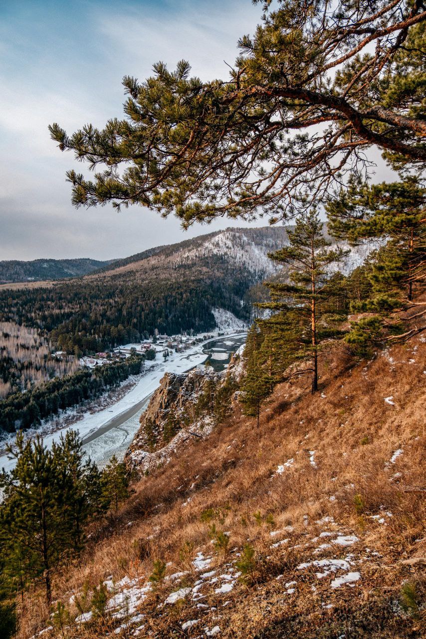 Ледостав на реке Мана. «Всё-таки удалось застать этот момент, застал эту красоту. Шум движущегося льда был такой мощный, что его слышно даже с видовки «Здравствуй, Мана". Завораживающее, залипательное и удивительно спокойное... Ледостав на реке Мана. «Всё-таки удалось застать этот момент, застал эту красоту. Шум движущегося льда был такой мощный, что его слышно даже с видовки «Здравствуй, Мана". Завораживающее, залипательное и удивительно спокойное...
