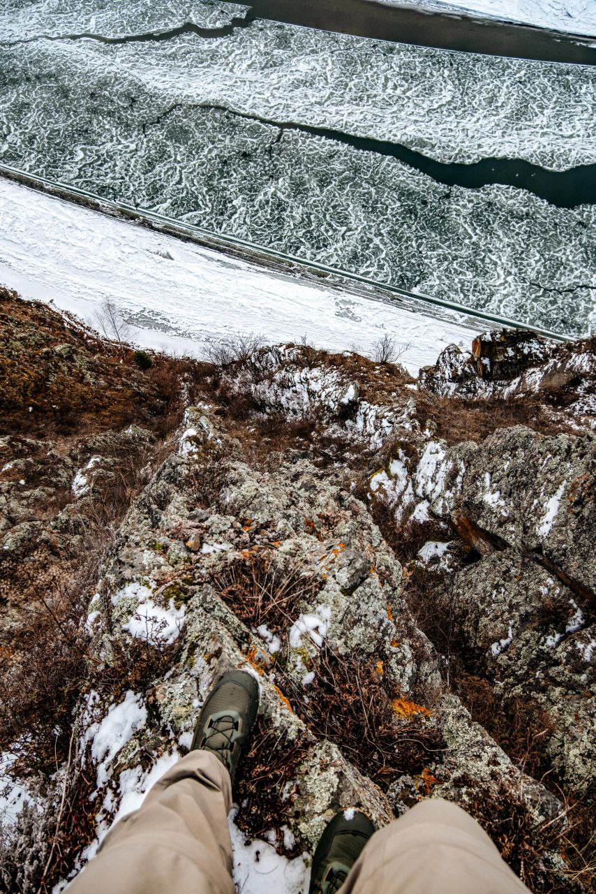 Ледостав на реке Мана. «Всё-таки удалось застать этот момент, застал эту красоту. Шум движущегося льда был такой мощный, что его слышно даже с видовки «Здравствуй, Мана". Завораживающее, залипательное и удивительно спокойное... Ледостав на реке Мана. «Всё-таки удалось застать этот момент, застал эту красоту. Шум движущегося льда был такой мощный, что его слышно даже с видовки «Здравствуй, Мана". Завораживающее, залипательное и удивительно спокойное...