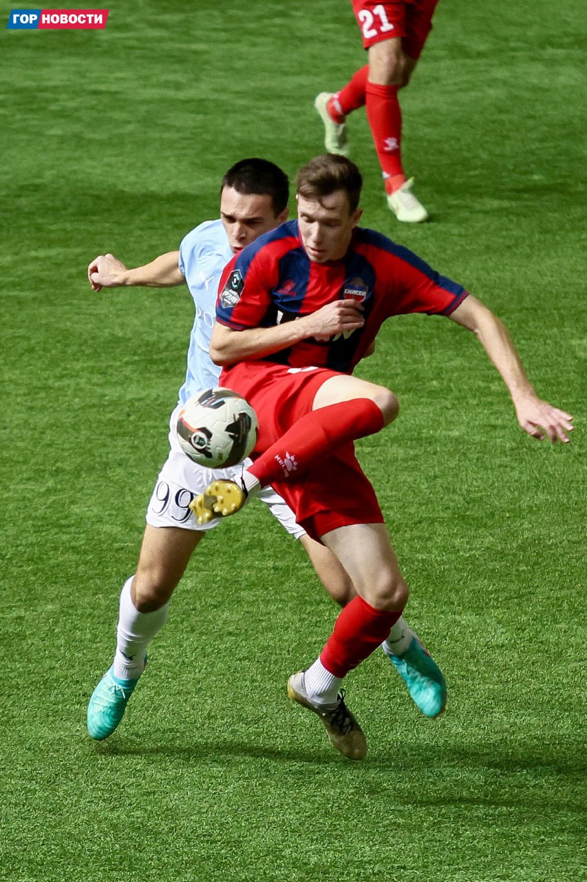 Футбольный «Енисей» сыграл вничью с московской «Родиной» Футбольный «Енисей» сыграл вничью с московской «Родиной»