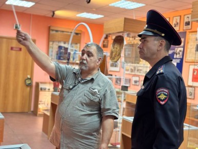 Знаете, где хранится история дорожной полиции края? В музее Красноярского полка ДПС!