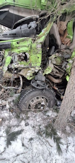 Сотрудники полиции устанавливают обстоятельства смертельного ДТП в Северо-Енисейском районе