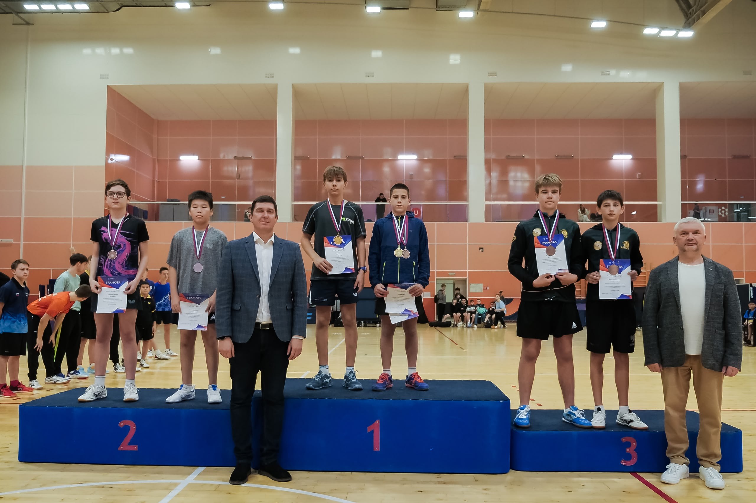 У красноярских спортсменов пять медалей всероссийских соревнований по настольному теннису У красноярских спортсменов пять медалей всероссийских соревнований по настольному теннису