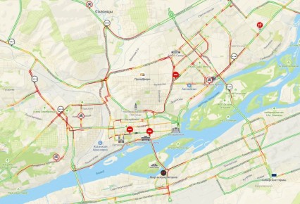 Понедельник в Красноярске начинается с пробок