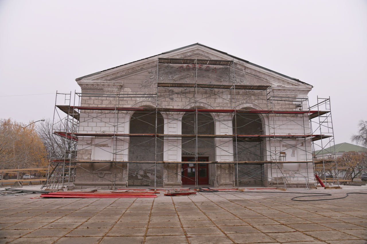 #ЛНР #восстановление. Центр досуга «Победа» в Свердловском округе (ЛНР) преображается при поддержке строителей Красноярского края #ЛНР #восстановление. Центр досуга «Победа» в Свердловском округе (ЛНР) преображается при поддержке строителей Красноярского края