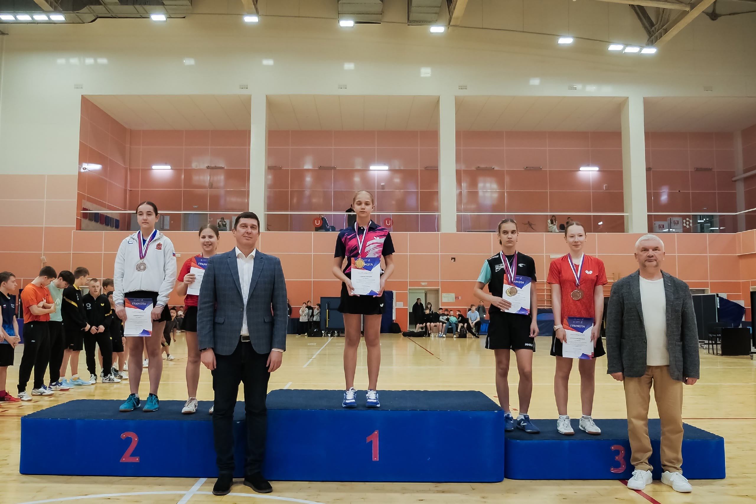 У красноярских спортсменов пять медалей всероссийских соревнований по настольному теннису У красноярских спортсменов пять медалей всероссийских соревнований по настольному теннису