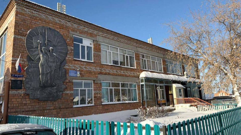 Травма на школьной площадке: по иску прокуратуры суд взыскал со школы компенсацию морального вреда в пользу ученика