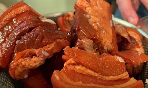 Сало по дедовскому рецепту: секреты идеального посола, проверенные временем