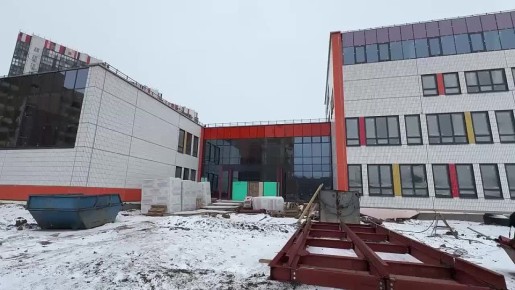 Новая школа в жилом районе «Мичуринский» готова почти на 50%