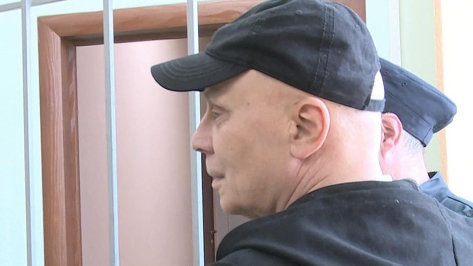 В Красноярске завершено расследование уголовного дела о получении взяток бывшим руководителем ФМБА по региону Борисом Баранкиным