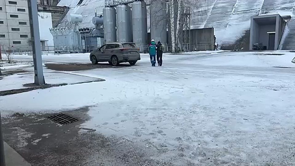 УЧЕНИЯ НА КРАСНОЯРСКОЙ ГЭС