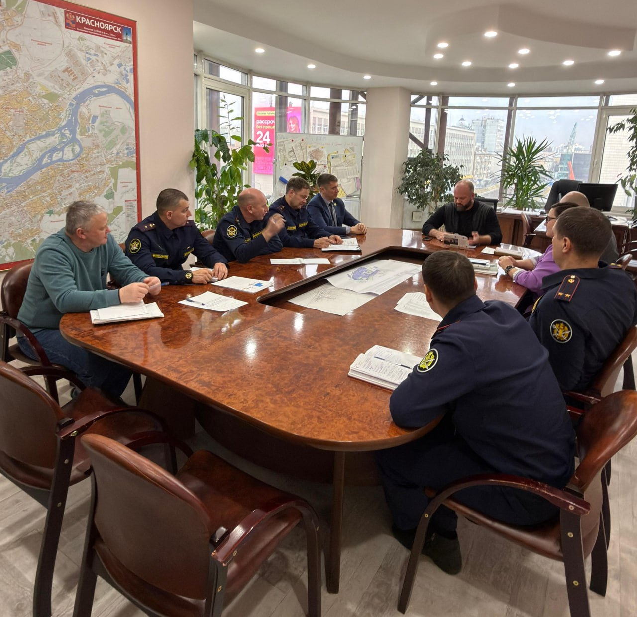 В краевом Управлении капитального строительства состоялось рабочее совещание представителей УКС и ГУФСИН по вопросам сотрудничества и взаимодействия