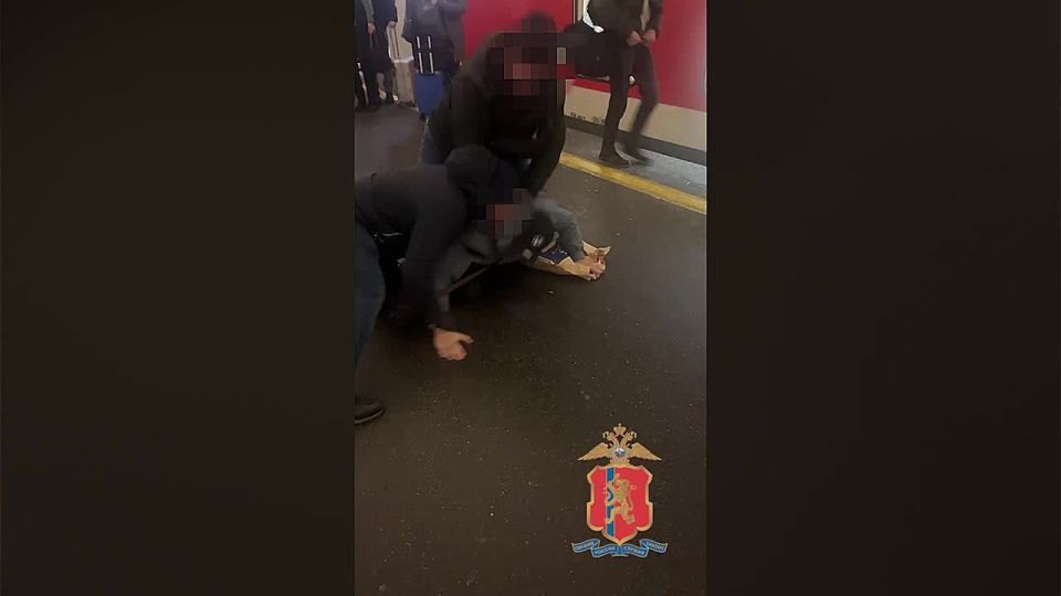       -   ,      1 200 000 