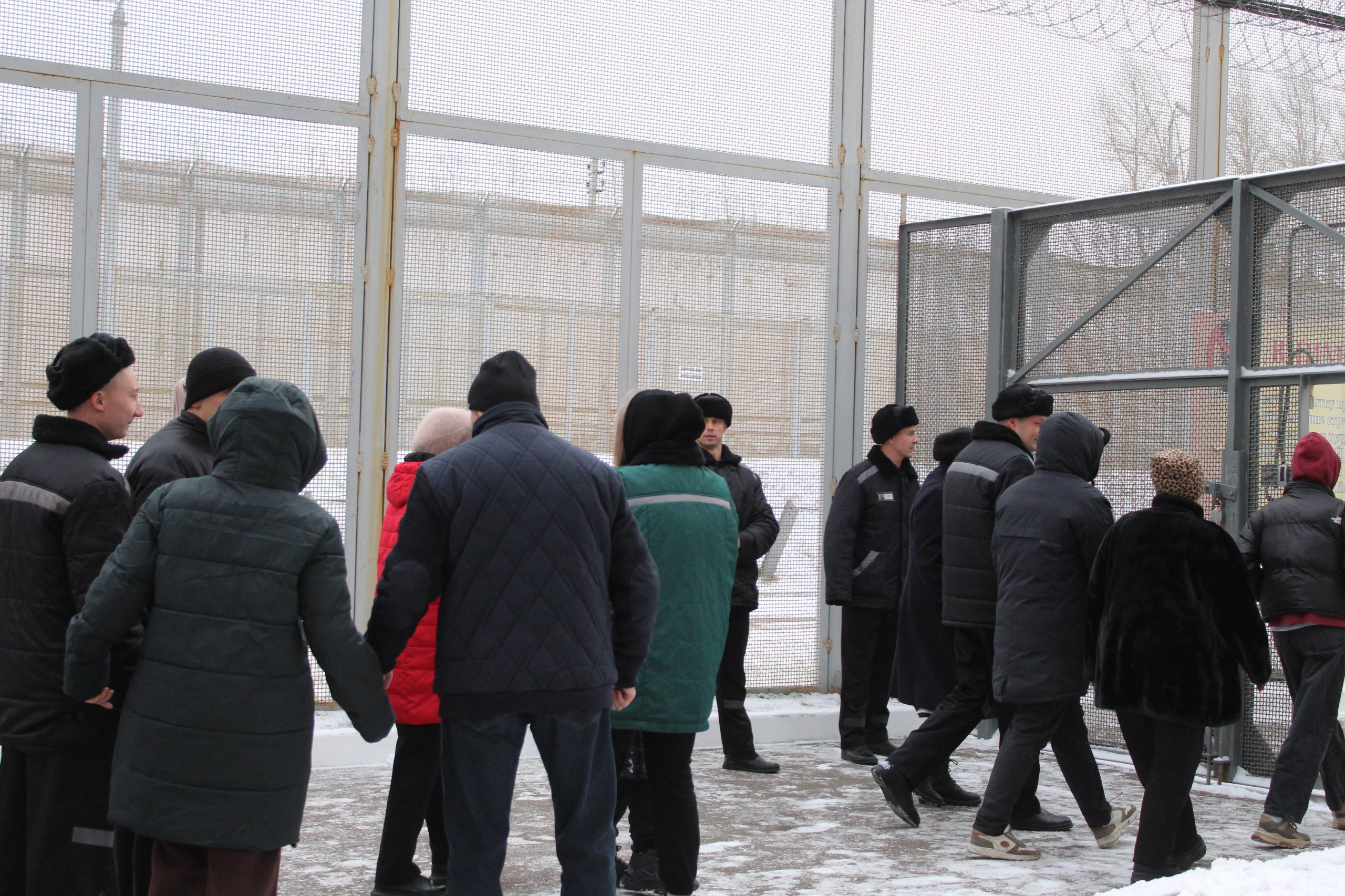 В следственном изоляторе №6 г. Сосновоборска прошел День открытых дверей для родственников осужденных В следственном изоляторе №6 г. Сосновоборска прошел День открытых дверей для родственников осужденных