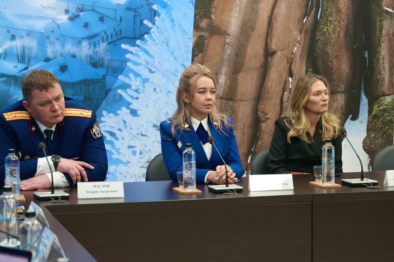 На IX Сибирском антикоррупционном форуме обсудили ключевые стратегии обеспечения антикоррупционной безопасности На IX Сибирском антикоррупционном форуме обсудили ключевые стратегии обеспечения антикоррупционной безопасности