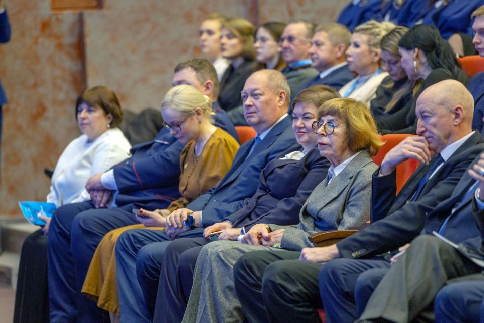 Депутаты и сотрудники аппарата городского Совета приняли участие в IX Сибирском антикоррупционном форуме