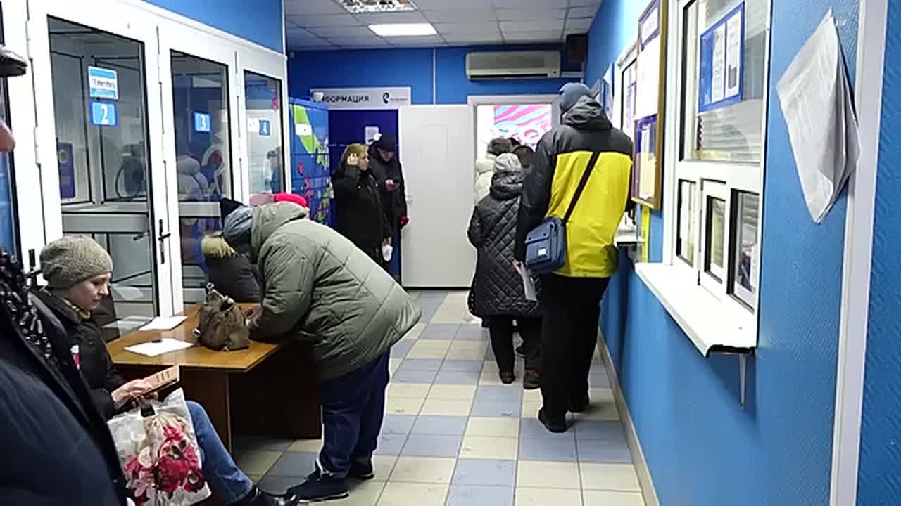 ОЧЕРЕДИ В ПУНКТЫ ОБМЕНА ТРАНСПОРТНЫХ КАРТ