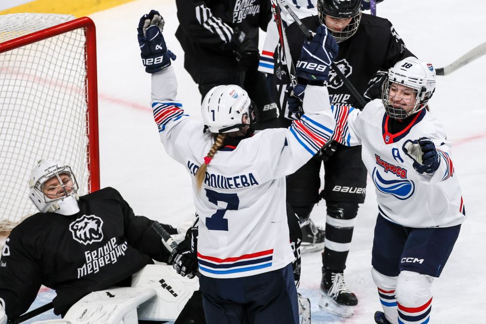 «Бирюса» трижды подряд обыграла «Белых Медведиц»