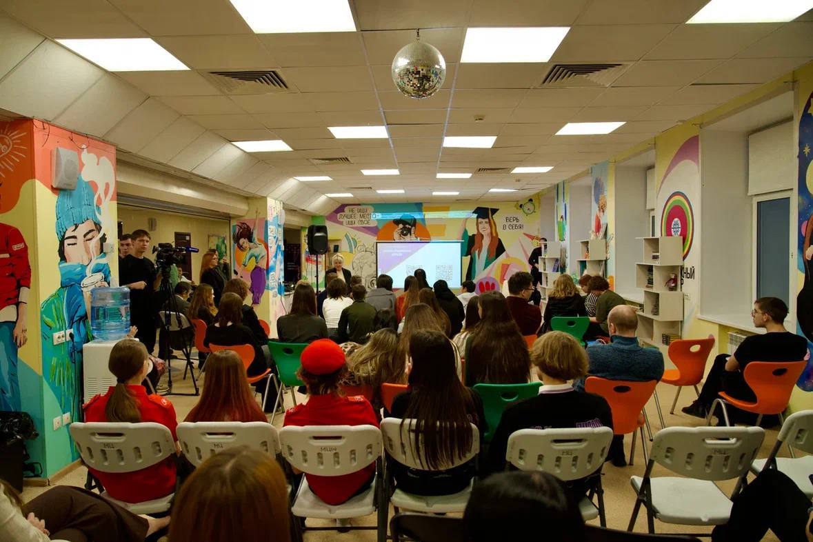 Дмитрий Карасёв: Наша молодость — наш капитал! Дмитрий Карасёв: Наша молодость — наш капитал!