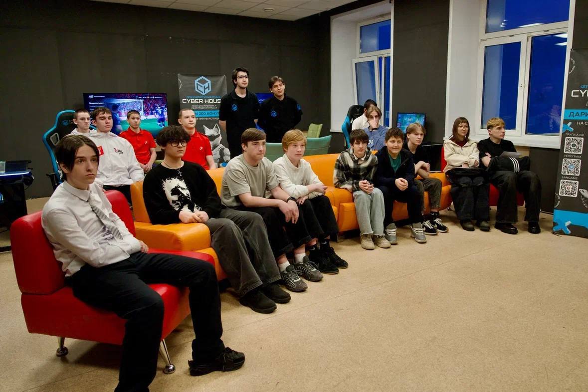 Дмитрий Карасёв: Наша молодость — наш капитал! Дмитрий Карасёв: Наша молодость — наш капитал!