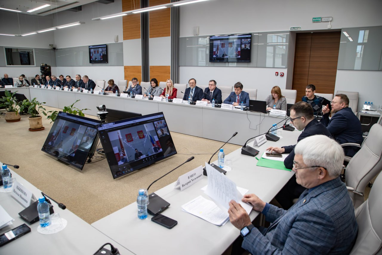 Владислав Зырянов: «Красноярский край может стать лидером в России по цифровизации сельского хозяйства» Владислав Зырянов: «Красноярский край может стать лидером в России по цифровизации сельского хозяйства»