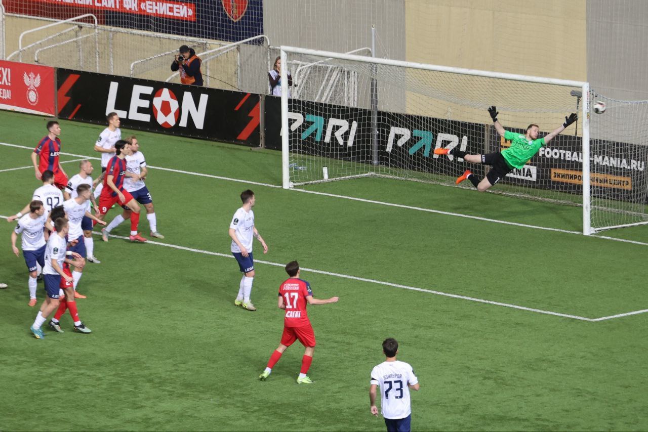 ФК «Енисей» сыграл вничью (0:0) с волгоградским «Ротором»