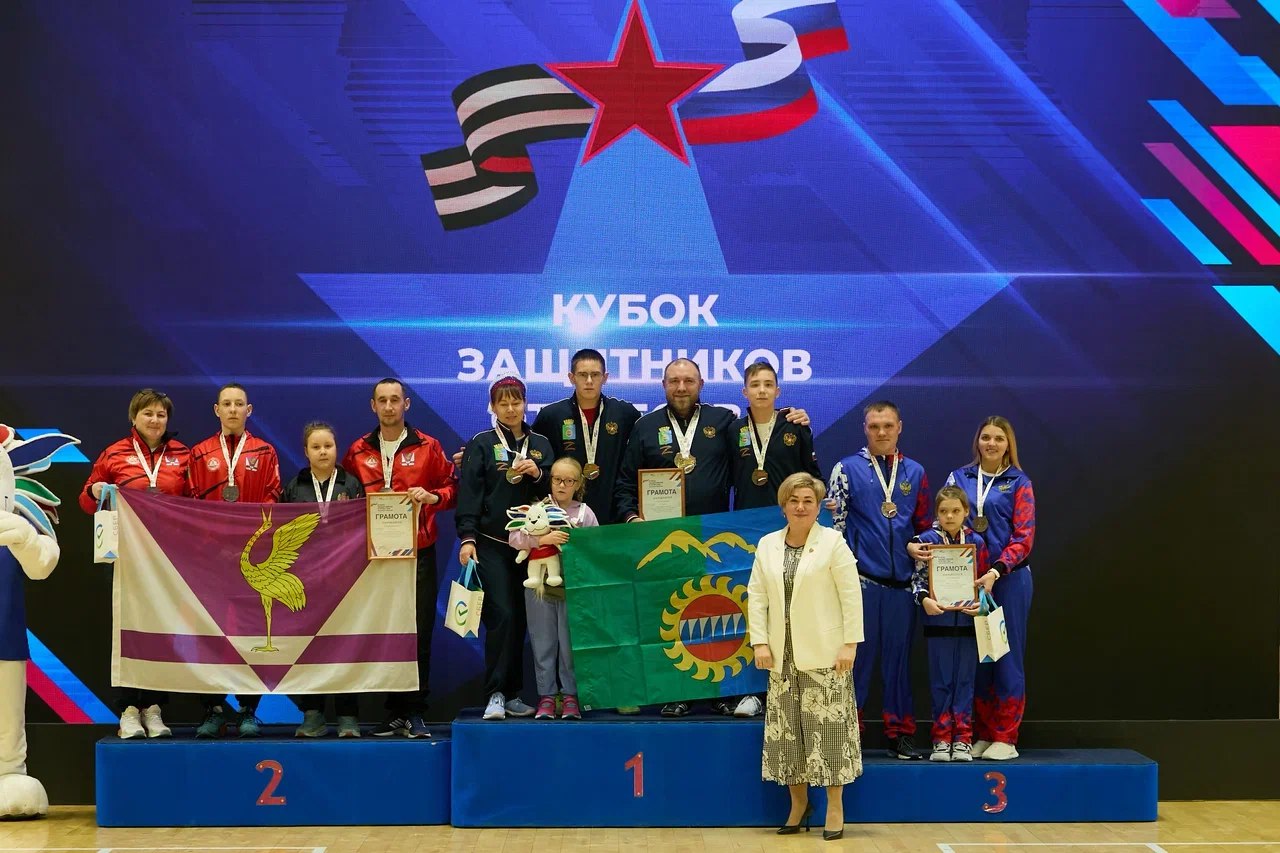 В Красноярске в третий раз прошел региональный Кубок защитников Отечества В Красноярске в третий раз прошел региональный Кубок защитников Отечества