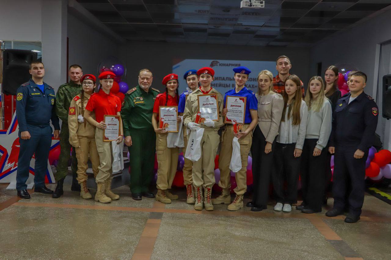 В Боготоле прошёл конкурс «Юнармейцы в юбках»!