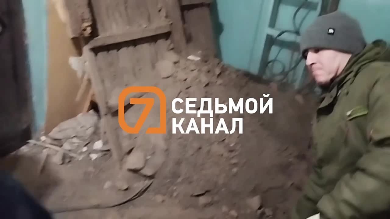 В двухэтажном доме на улице Спартаковцев рухнул потолок