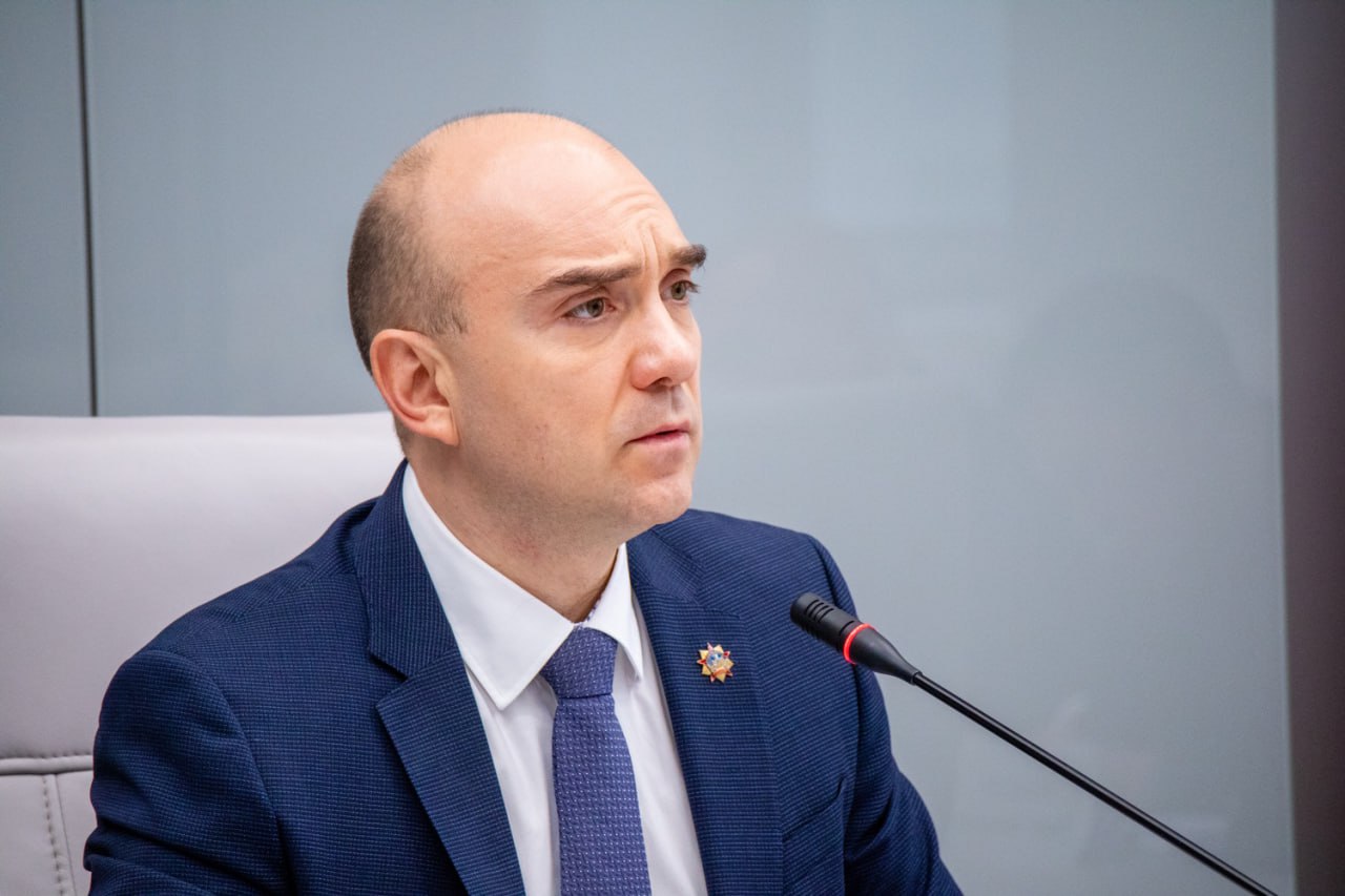 На дороги, инновации и цифровизацию школ выделены дополнительные средства