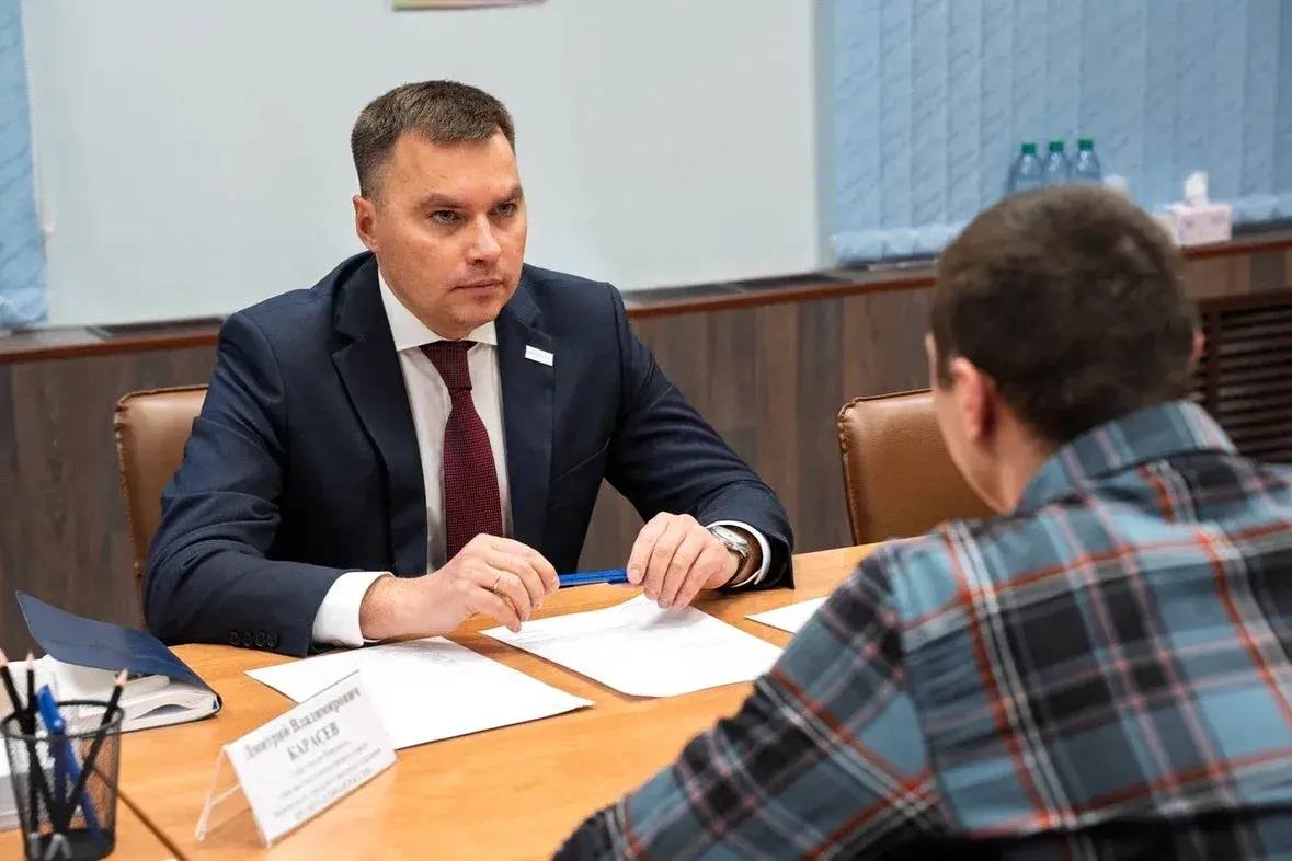 Дмитрий Карасёв: Вчера принял участие в ежегодной акции «Единой России», которая проводится с 2013 года — декаде приёма граждан Дмитрий Карасёв: Вчера принял участие в ежегодной акции «Единой России», которая проводится с 2013 года — декаде приёма граждан