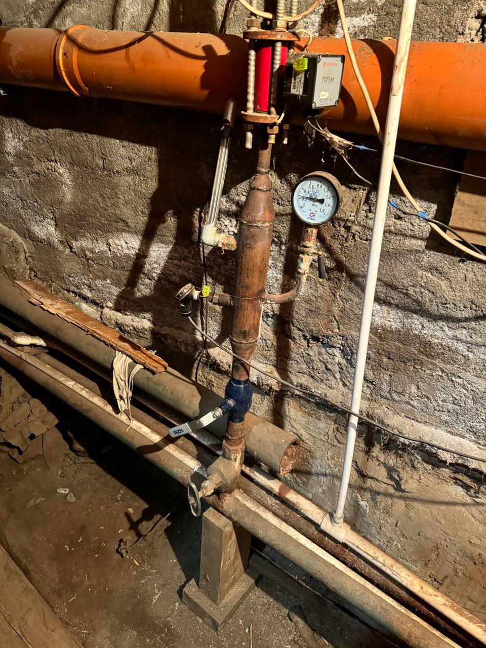 Тепло по факту: прокуратура добилась установки счетчиков в многоквартирных домах Туруханска Тепло по факту: прокуратура добилась установки счетчиков в многоквартирных домах Туруханска