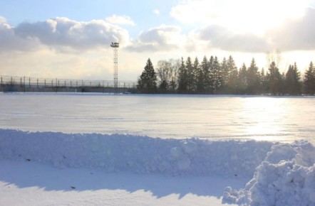 В Зеленой роще открывается большой каток